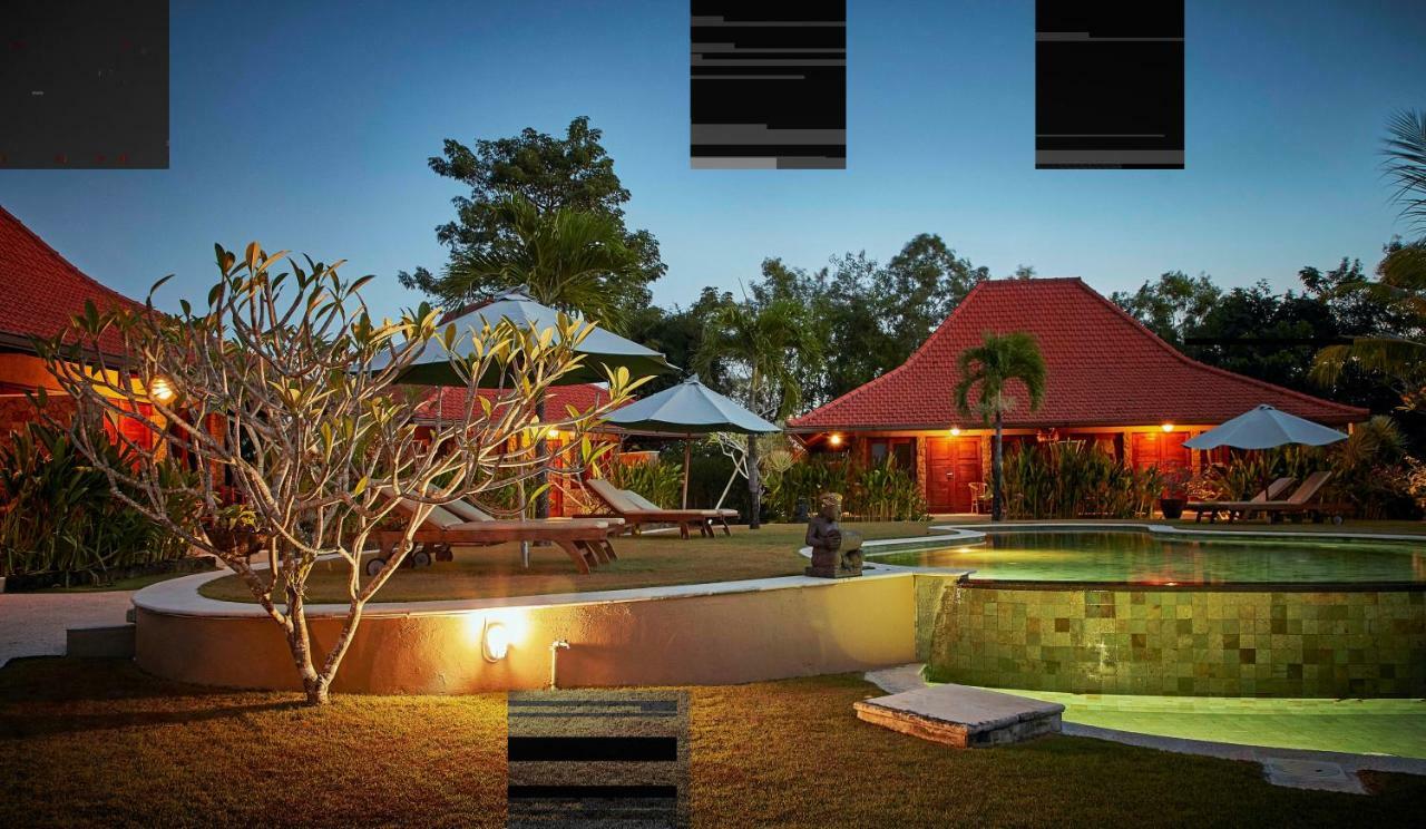 Three Monkeys Villas Pecatu  Exterior photo